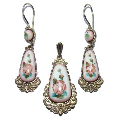 Parure en email, Boucles d'oreilles et Pendentif