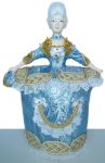 Poupée en porcelaine en Costume historique XVIII siecle