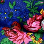 Foulard russe en lurex à motif floral