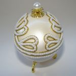 Boite à bijoux oeuf en coquille inspiration Faberge 