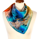 Foulard en soie motif oiseaux