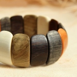 Bracelet manchette en bois