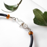 Bracelet de petites pierres d'ambre