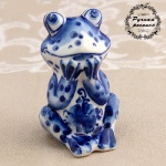 Figurine Grenouille en porcelaine