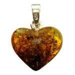 Pendentif coeur en Ambre vert naturel Baltique