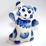 Chat debout en porcelaine blanc et bleu