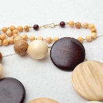 Collier en bois naturel