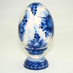 Oeuf de Paques en porcelaine Gjel, céramique russe