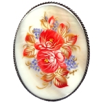 Broche russe en nacre motif fleurs