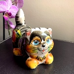 Statuette chat en porcelaine