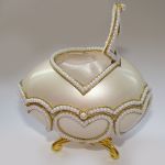 Boite à bijoux oeuf en coquille inspiration Faberge - Les coeurs 